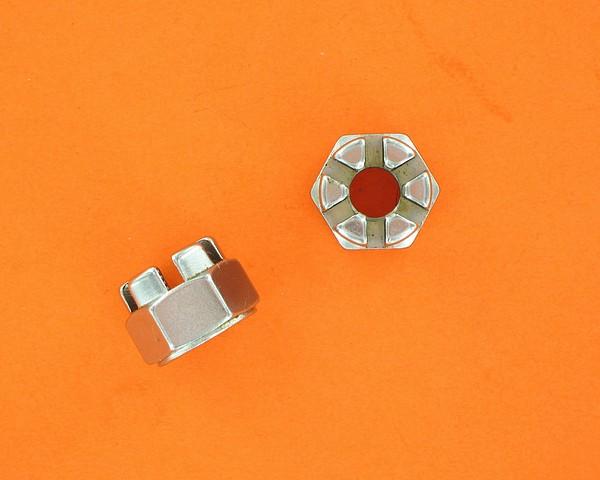 Nut, front axle  -  castellated | Color: chrome | Order Number: R3910-37C | OEM Number: 7811